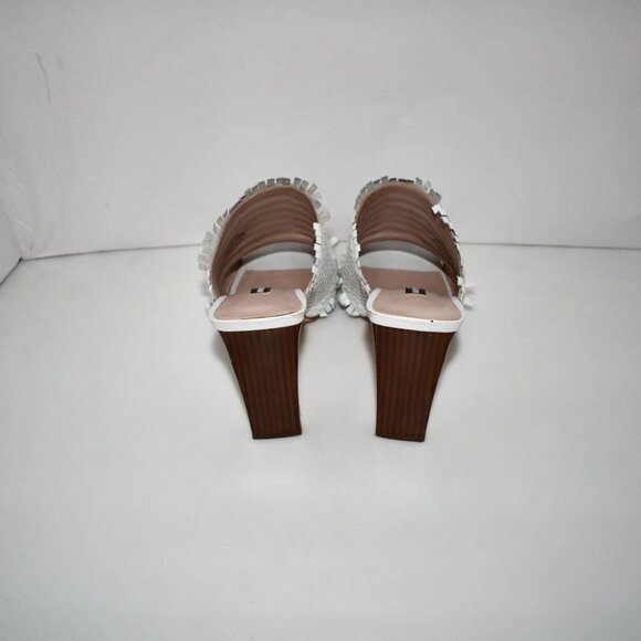 Nine West Lucili Raffia Sandals in White Size: 9M Great Condition - Picture 4 of 7